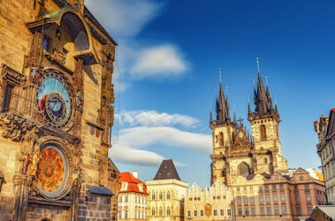 Recorrido y juego en vivo por el casco antiguo de Praga